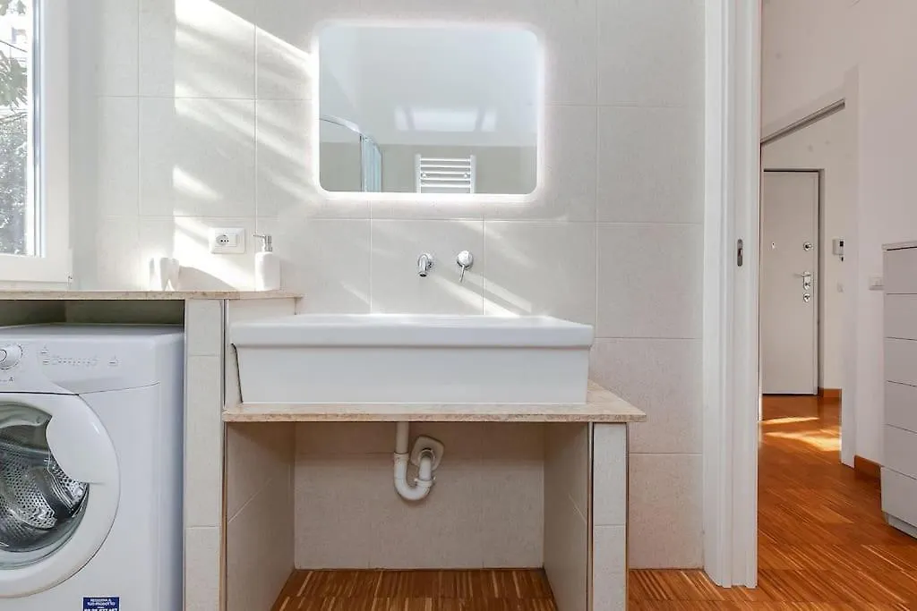 شقة Benvenuti A Casa Milano Centro 0*, ميلان
